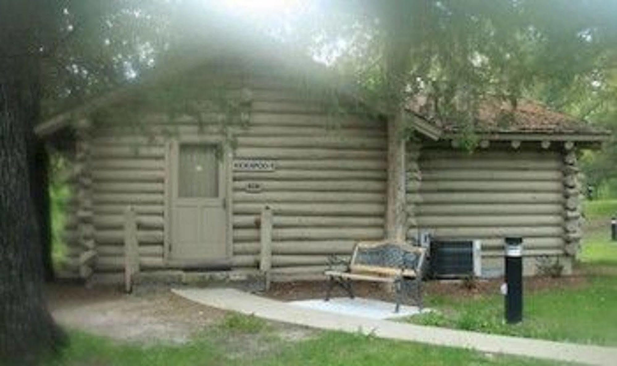 Starved Rock Lodge & Conference Center Utica Exterior photo