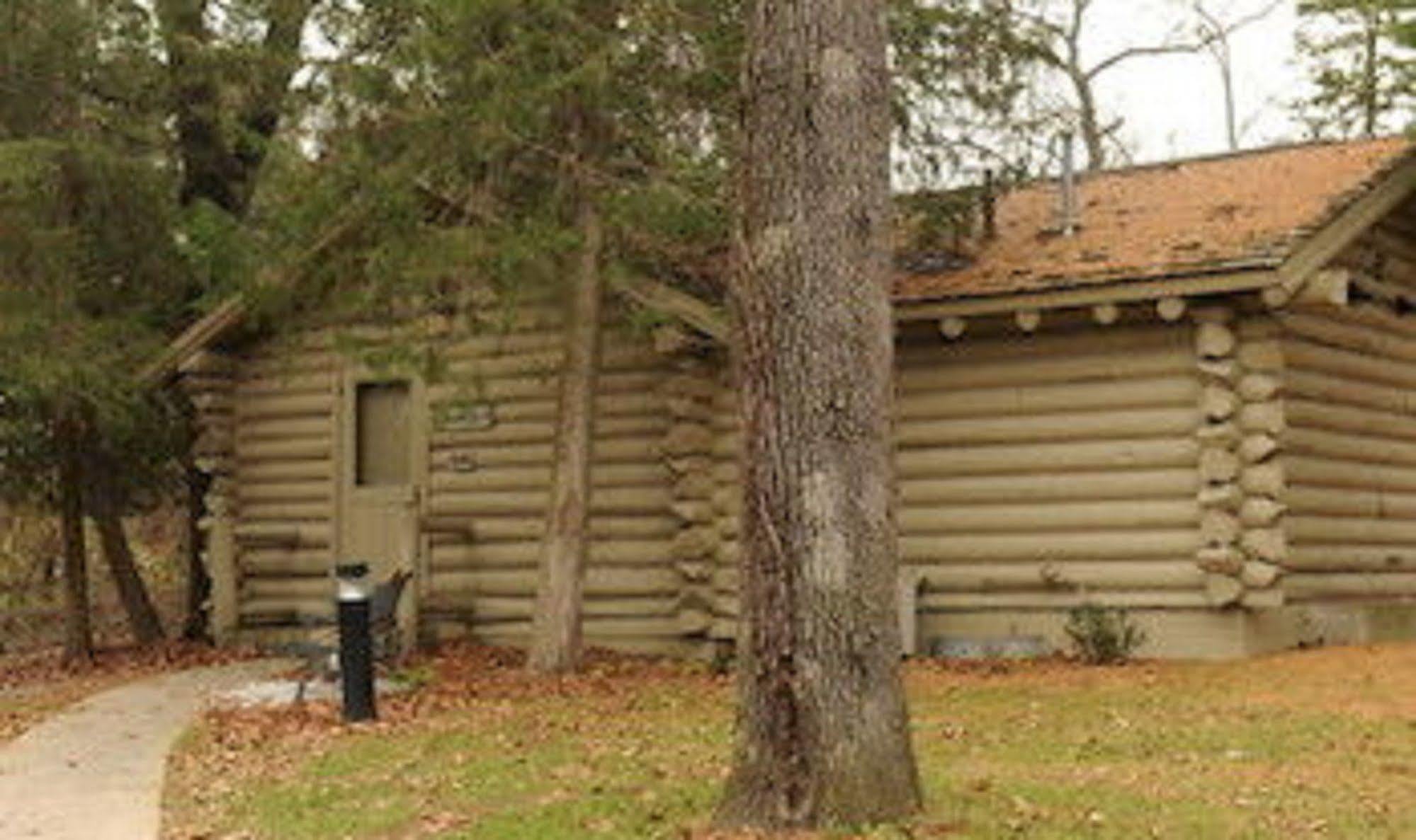 Starved Rock Lodge & Conference Center Utica Exterior photo